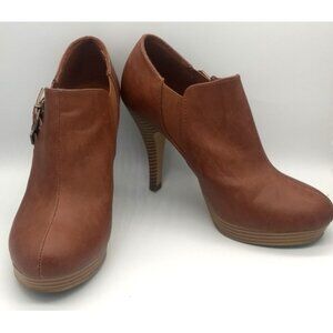 Fioni Kiki Cognac Ankle Boots